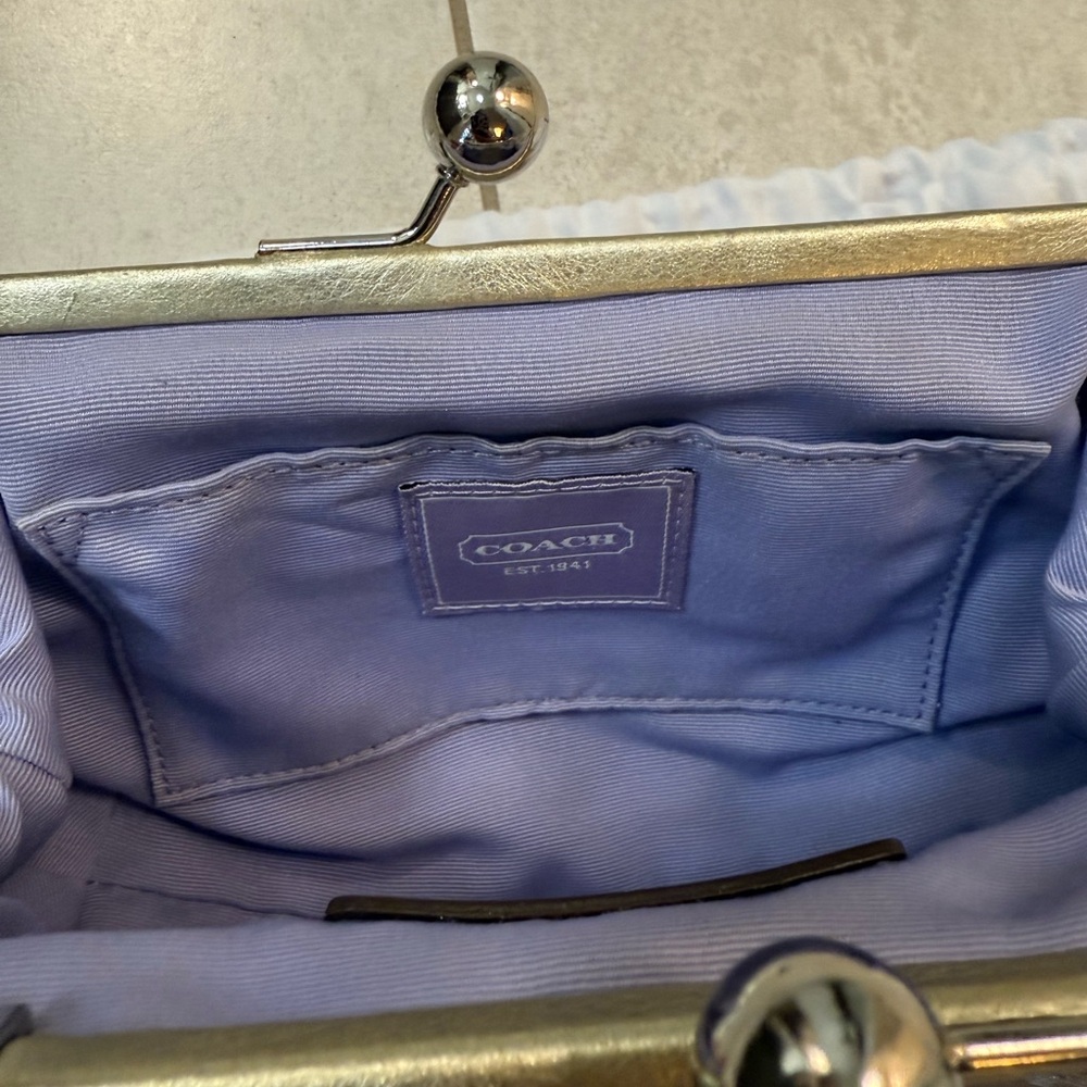 Coach Lurex Good Chenille Signature C Framed Kiss Lock Clutch Purse Limited - Picture 6 of 14